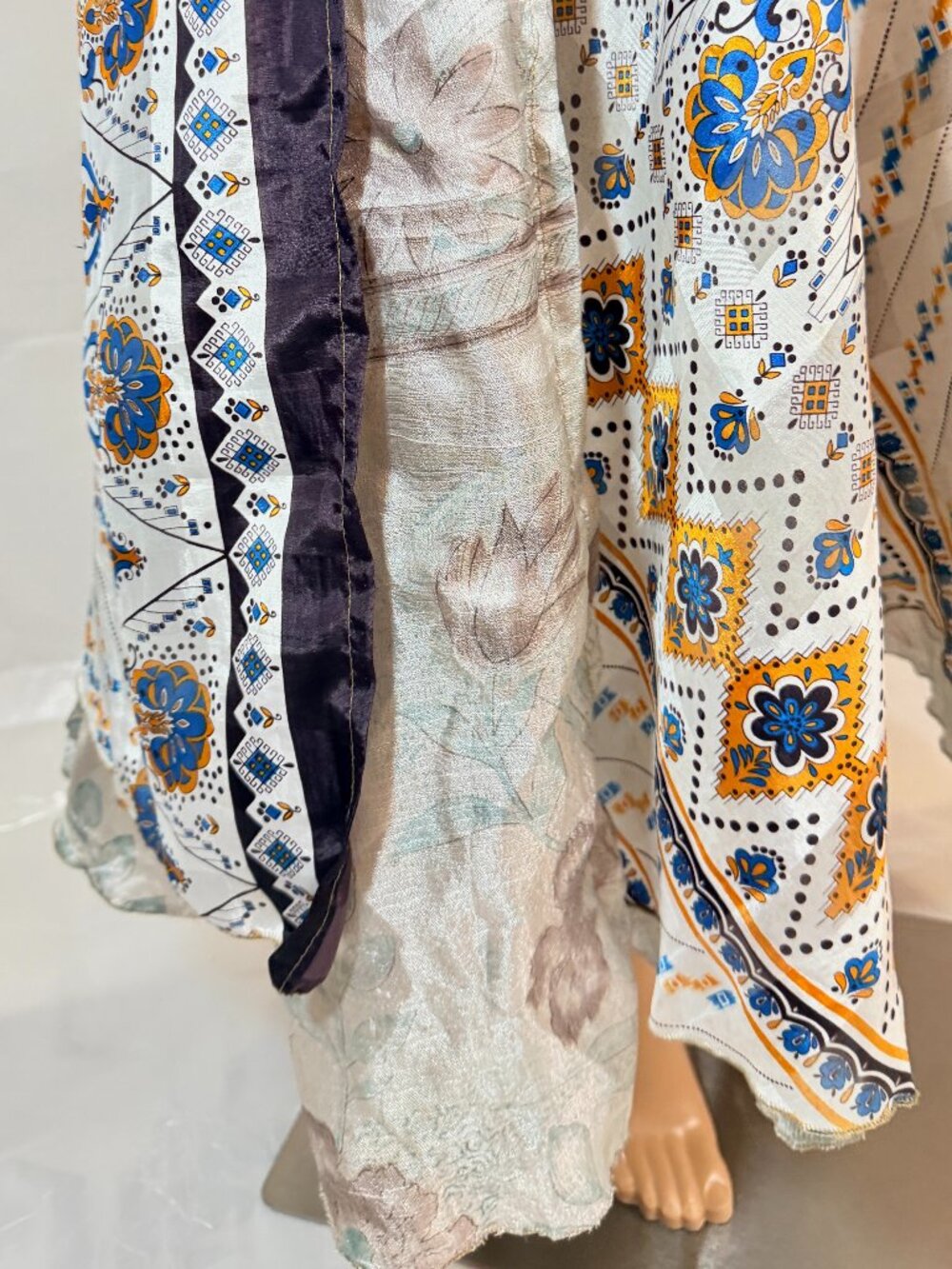 Henna 100% Silk Wrap Skirt In Royal Blue, Golden Yellow White and Gray-One Size - Picture 5 of 14